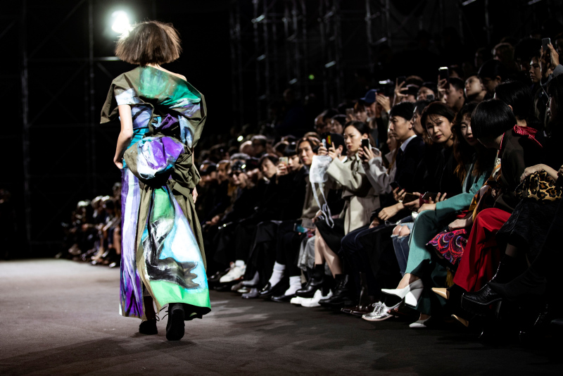 Yohji Yamamoto 2019 İlkbahar/Yaz koleksiyonu