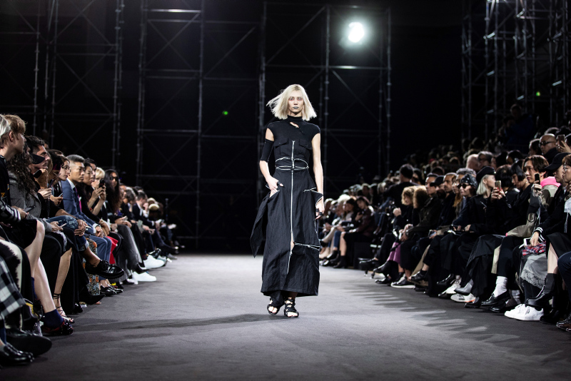 Yohji Yamamoto 2019 İlkbahar/Yaz koleksiyonu