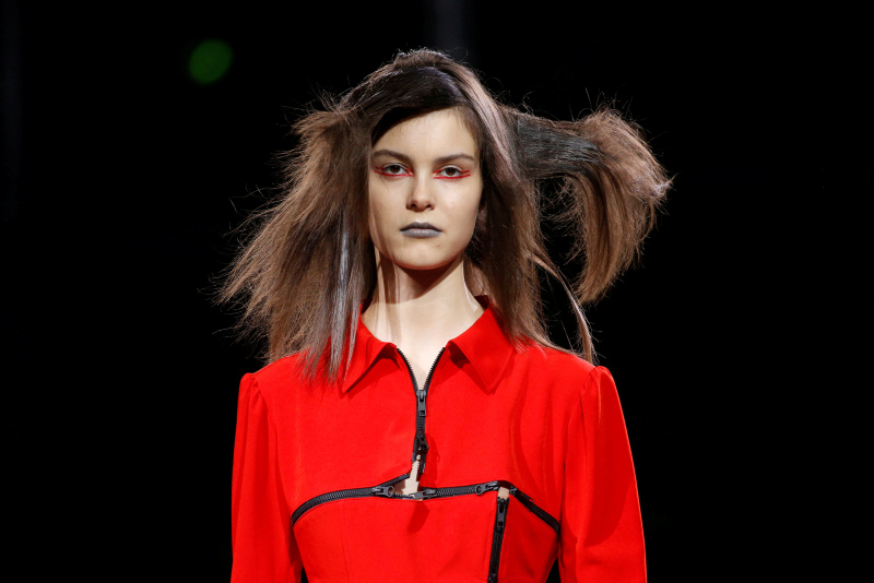 Yohji Yamamoto 2019 İlkbahar/Yaz koleksiyonu