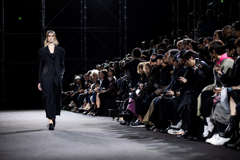 Yohji Yamamoto 2019 İlkbahar/Yaz koleksiyonu