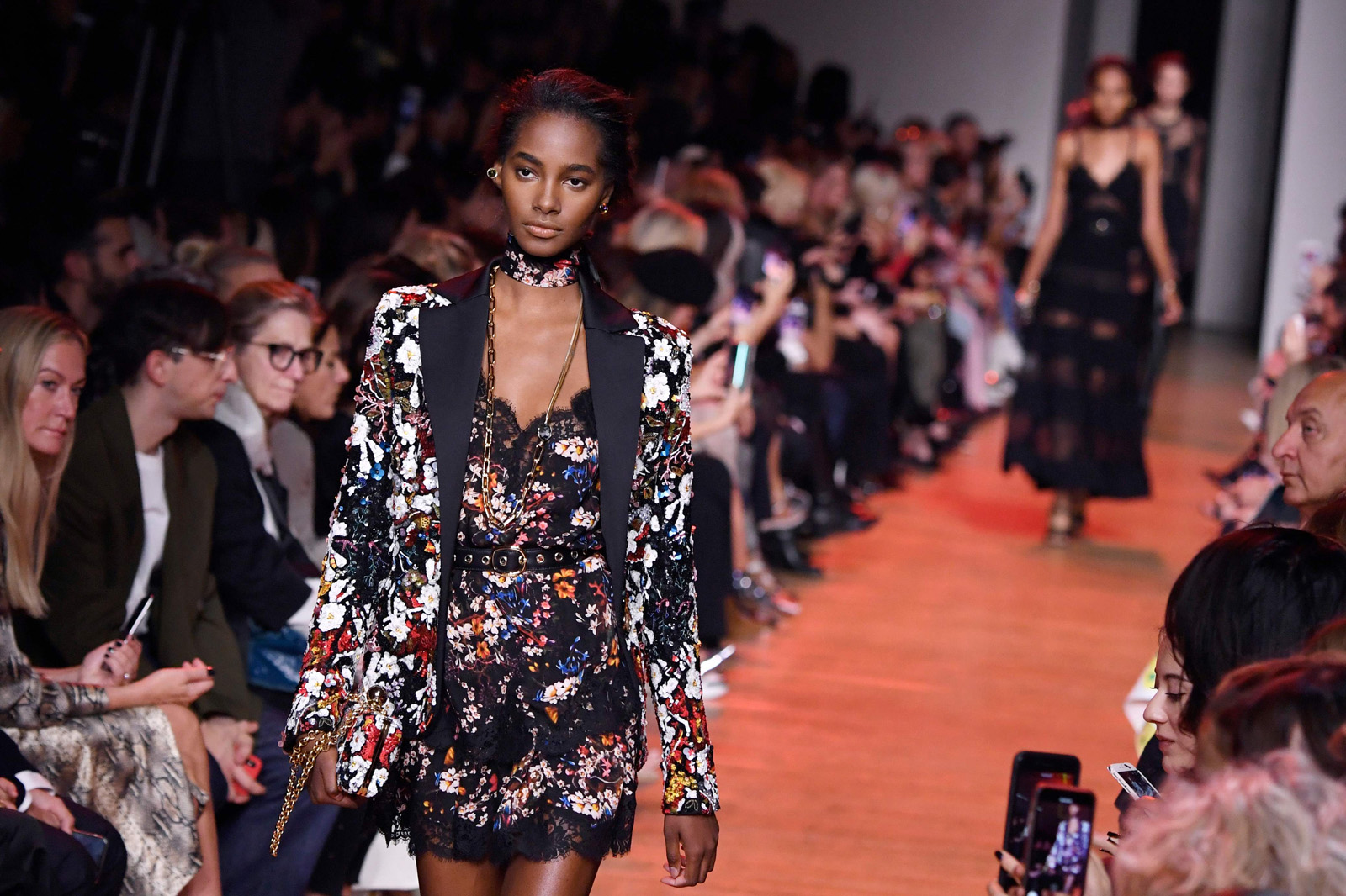 Elie Saab 2019 İlkbahar/Yaz koleksiyonu