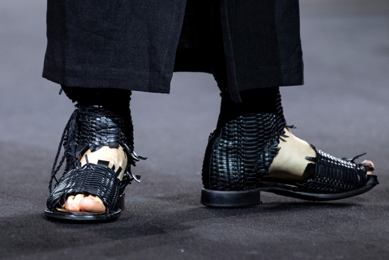 Yohji Yamamoto 2019 İlkbahar/Yaz koleksiyonu