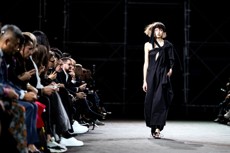 Yohji Yamamoto 2019 İlkbahar/Yaz koleksiyonu