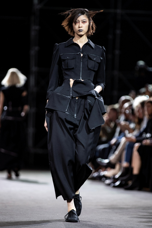 Yohji Yamamoto 2019 İlkbahar/Yaz koleksiyonu