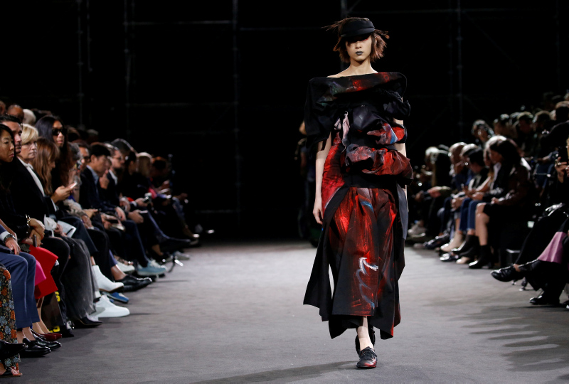 Yohji Yamamoto 2019 İlkbahar/Yaz koleksiyonu