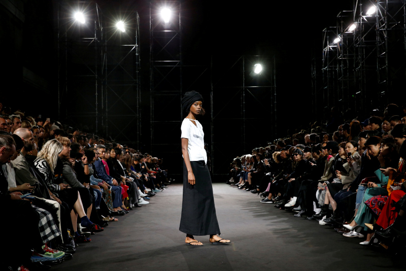 Yohji Yamamoto 2019 İlkbahar/Yaz koleksiyonu