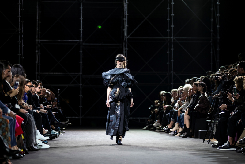 Yohji Yamamoto 2019 İlkbahar/Yaz koleksiyonu