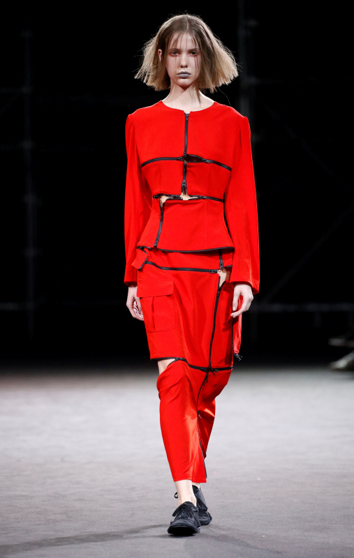 Yohji Yamamoto 2019 İlkbahar/Yaz koleksiyonu