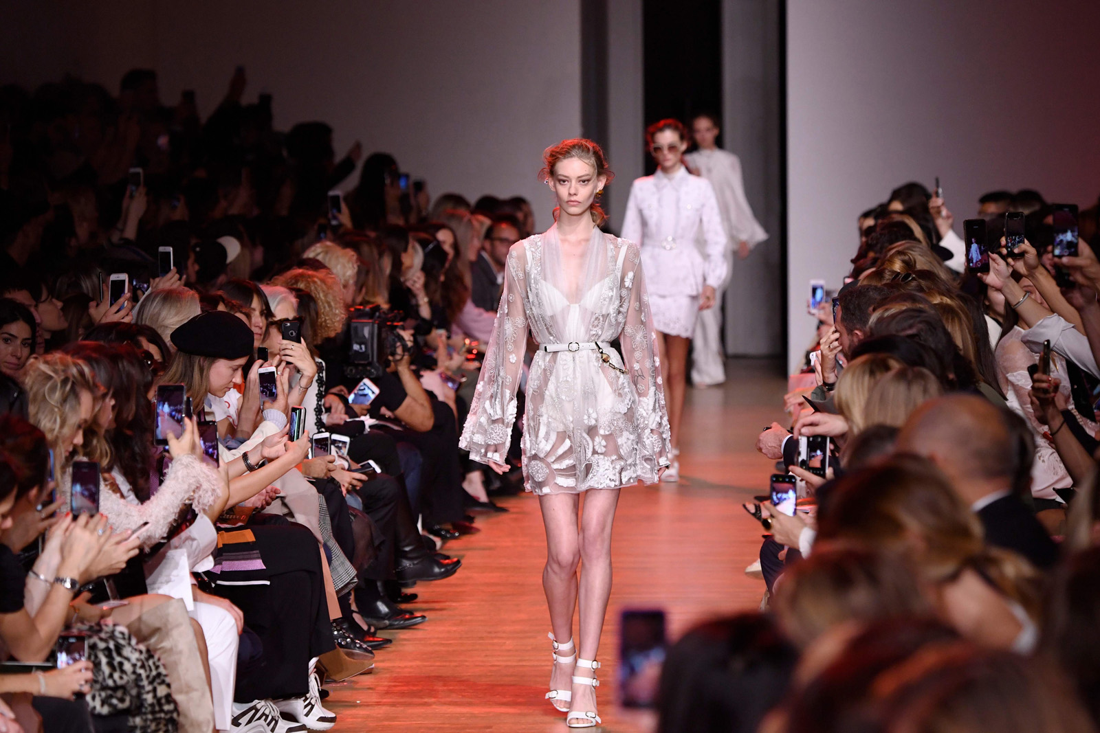 Elie Saab 2019 İlkbahar/Yaz koleksiyonu