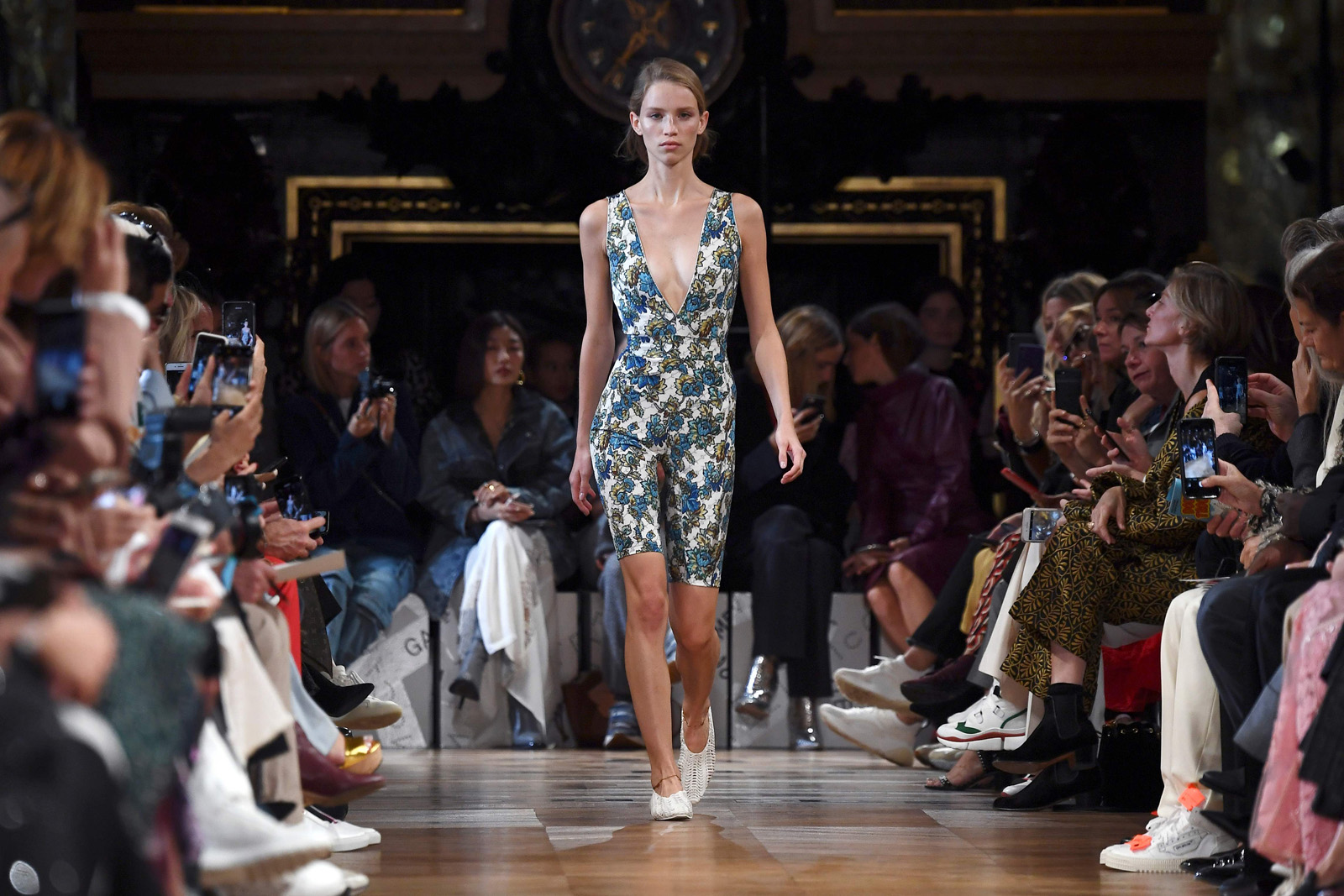 Stella McCartney 2019 İlkbahar/Yaz