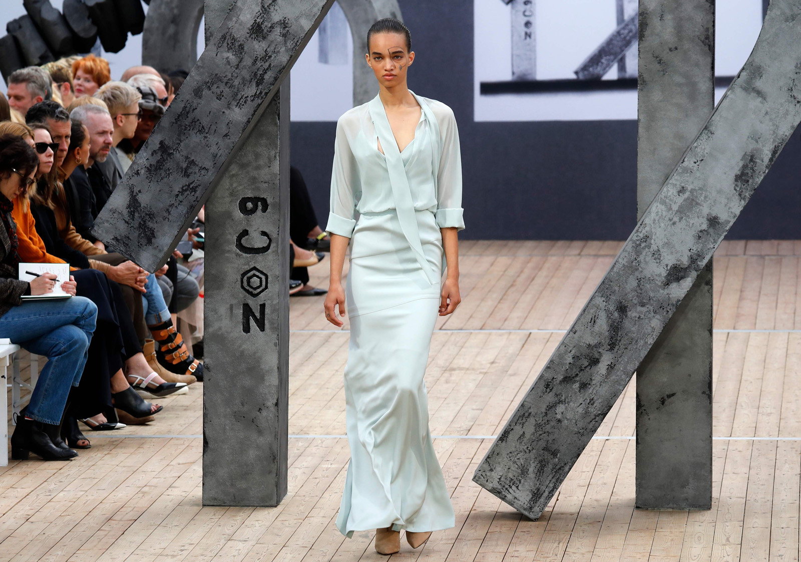 Akris İlkbahar/Yaz 2019 defilesi