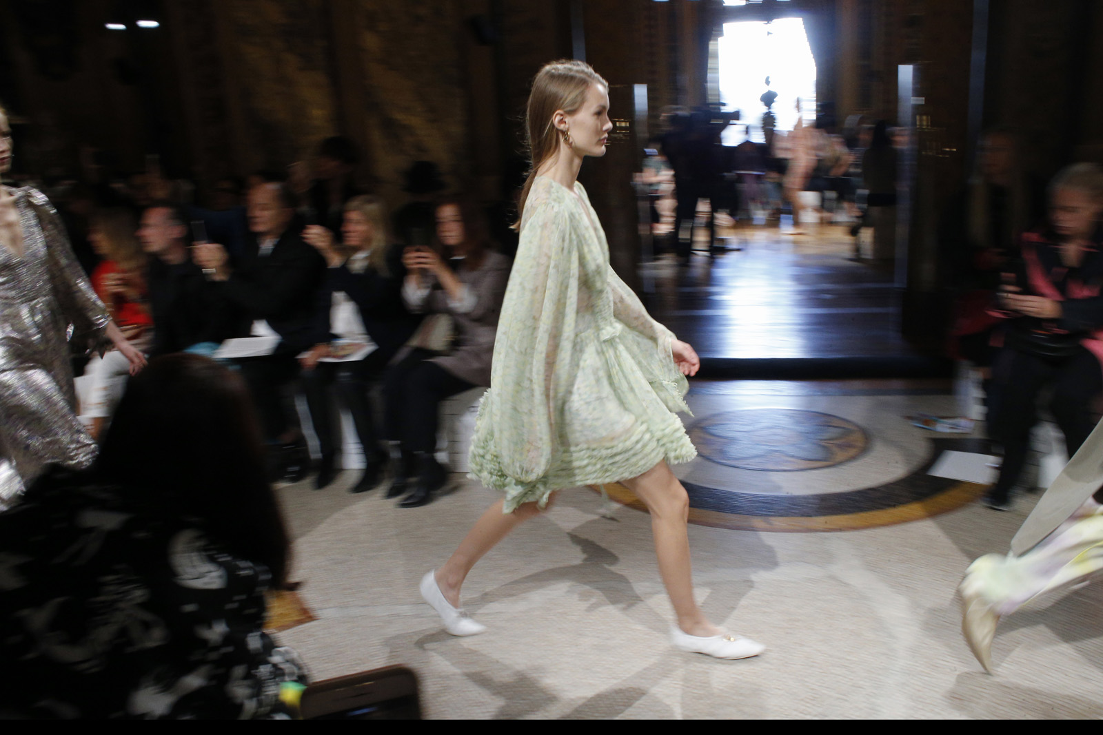 Stella McCartney 2019 İlkbahar/Yaz