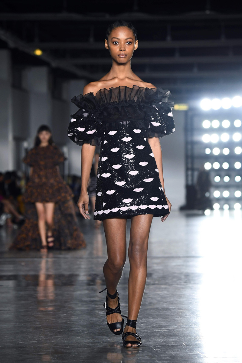 Giambattista Valli 2019 İlkbahar/Yaz