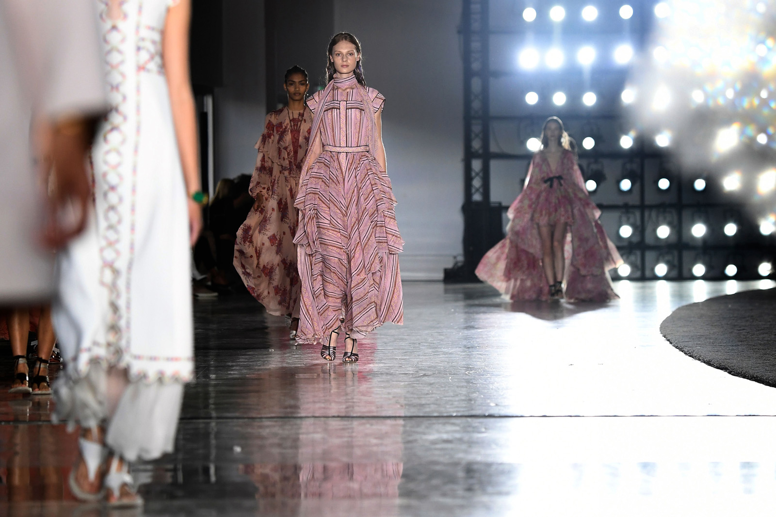 Giambattista Valli 2019 İlkbahar/Yaz