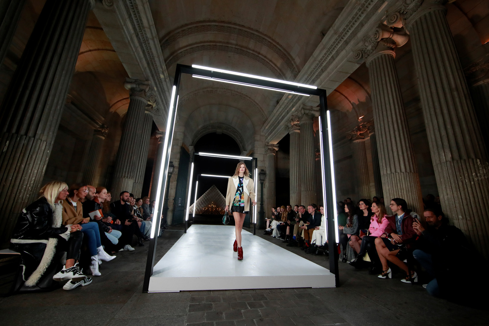 Louis Vuitton İlkbahar/Yaz 2019