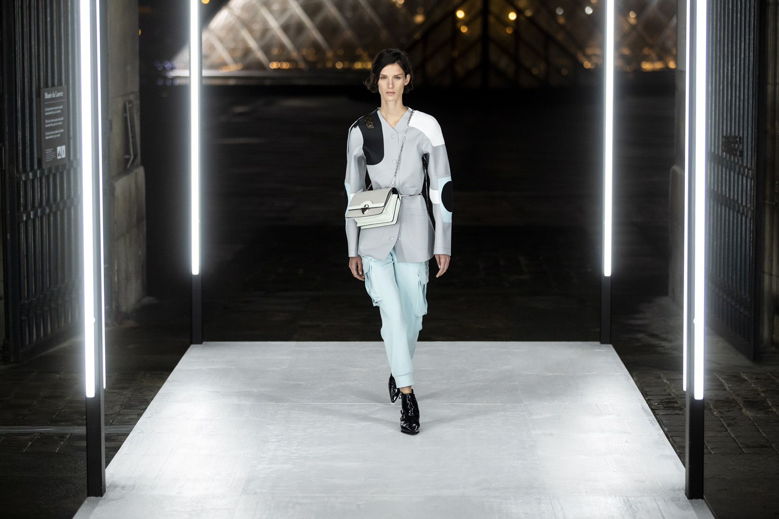 Louis Vuitton İlkbahar/Yaz 2019