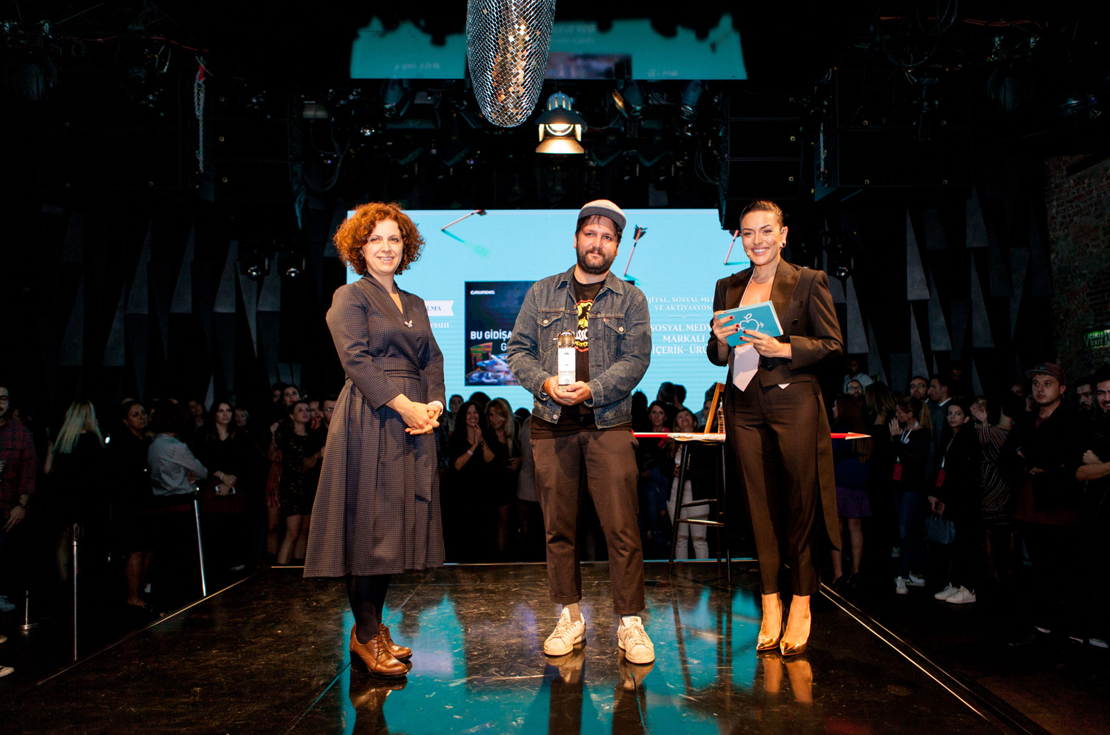 Krital Elma Festivali'nin ödül töreninden kareler