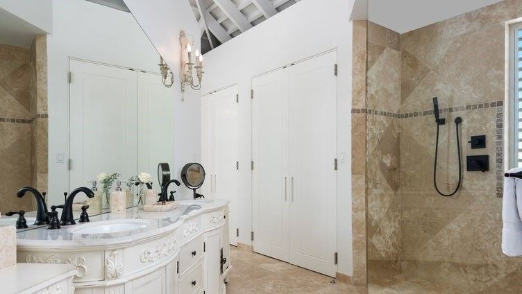 Kylie Jenner'in 50 milyon dolarlık malikanesi