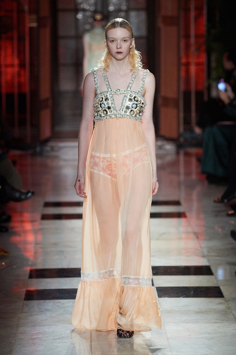 Miu Miu Croisiere 2019 defilesi