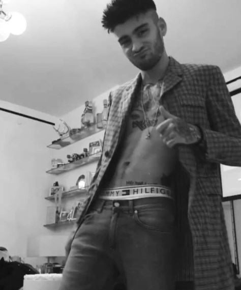 Ünlülerin dövmeleri ve anlamları