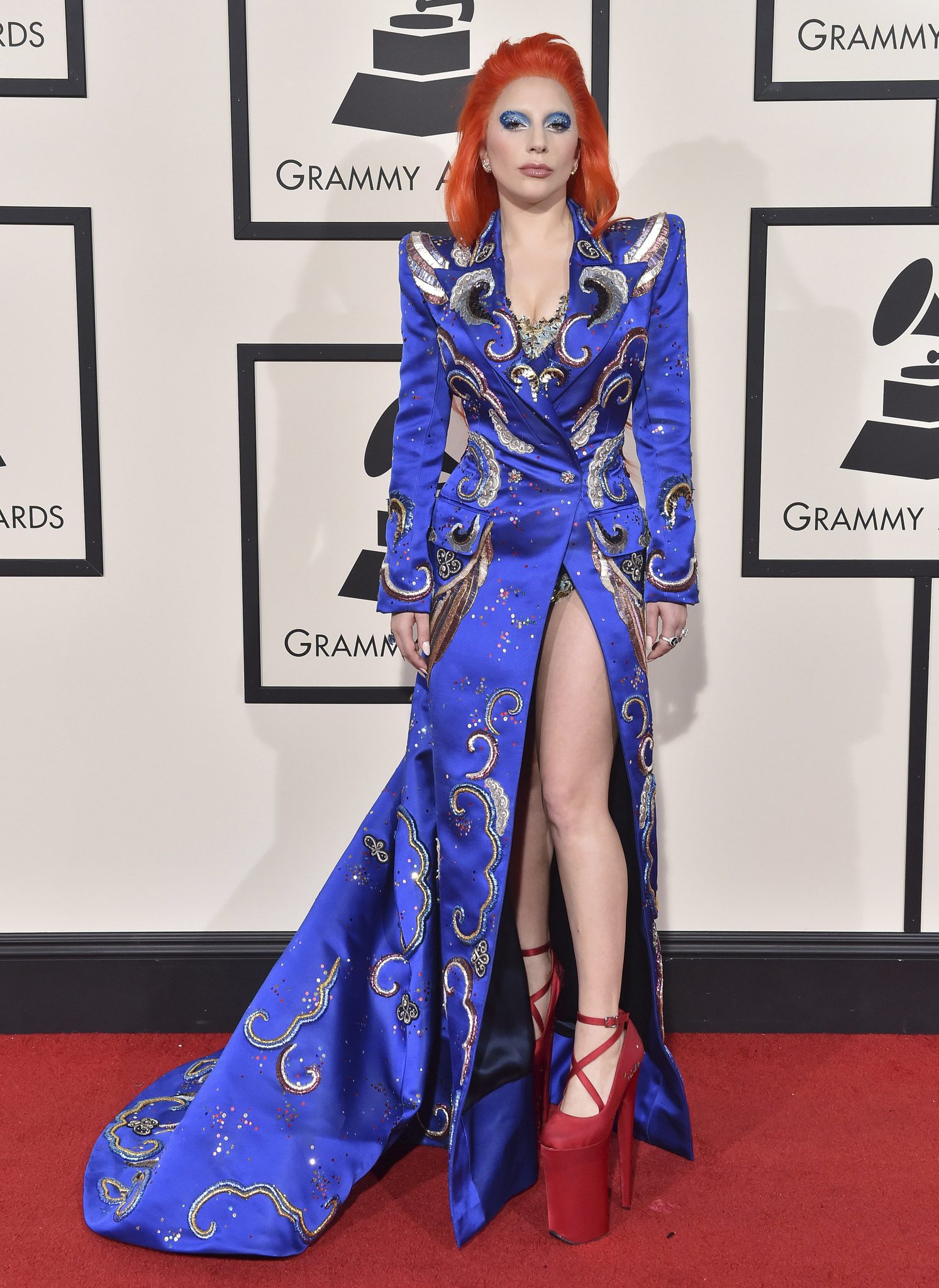 Lady Gaga'nın meşhur Grammy elbiseleri
