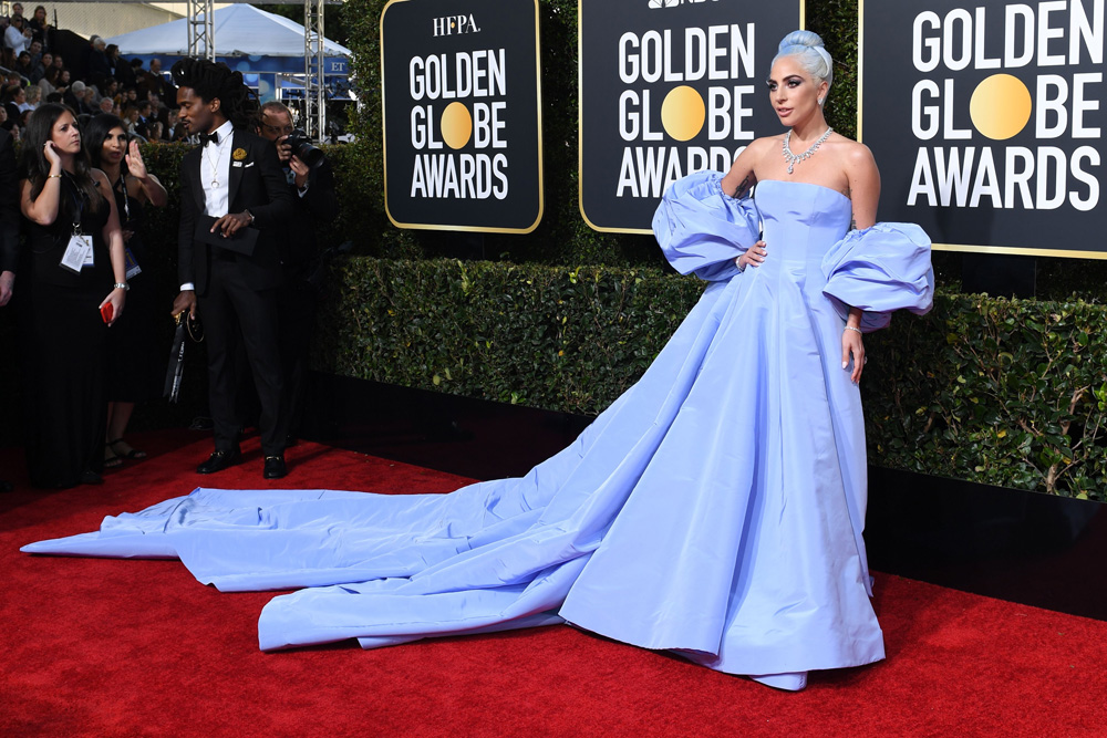 Lady Gaga’nın 2019 Altın Küre Ödül Töreni’ndeki elbisesinin anlamı
