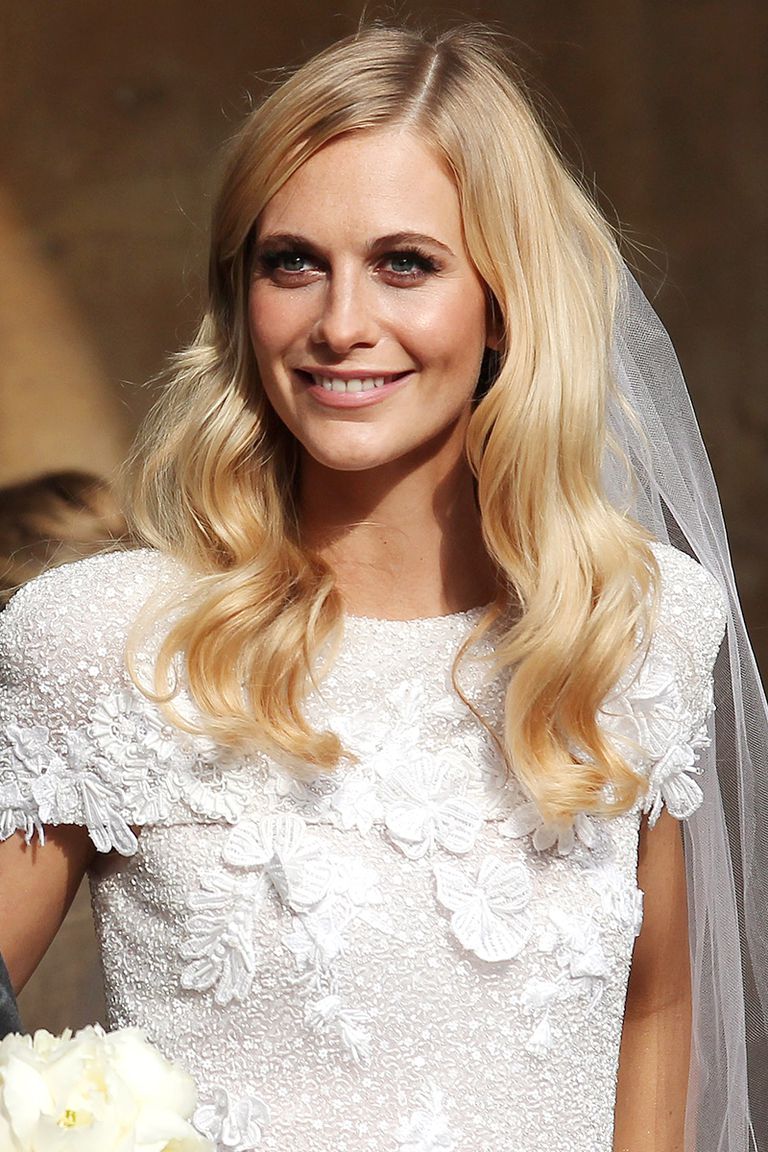 Tüm zamanların en ikonik gelin saç ve makyajları