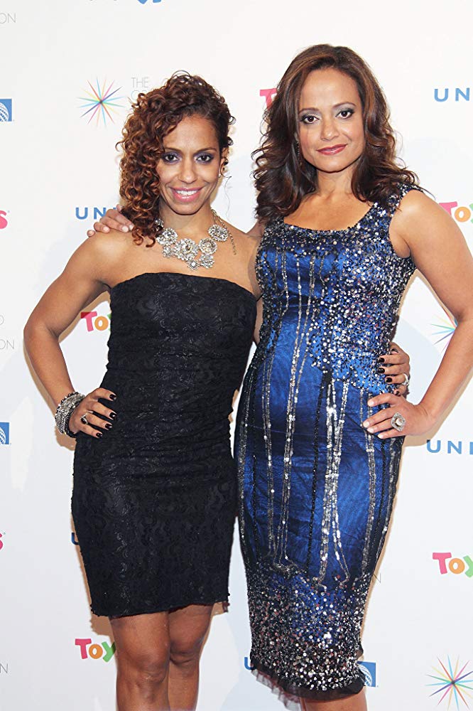 Ünlülerin hiç bilmediğiniz ikiz kardeşleri!