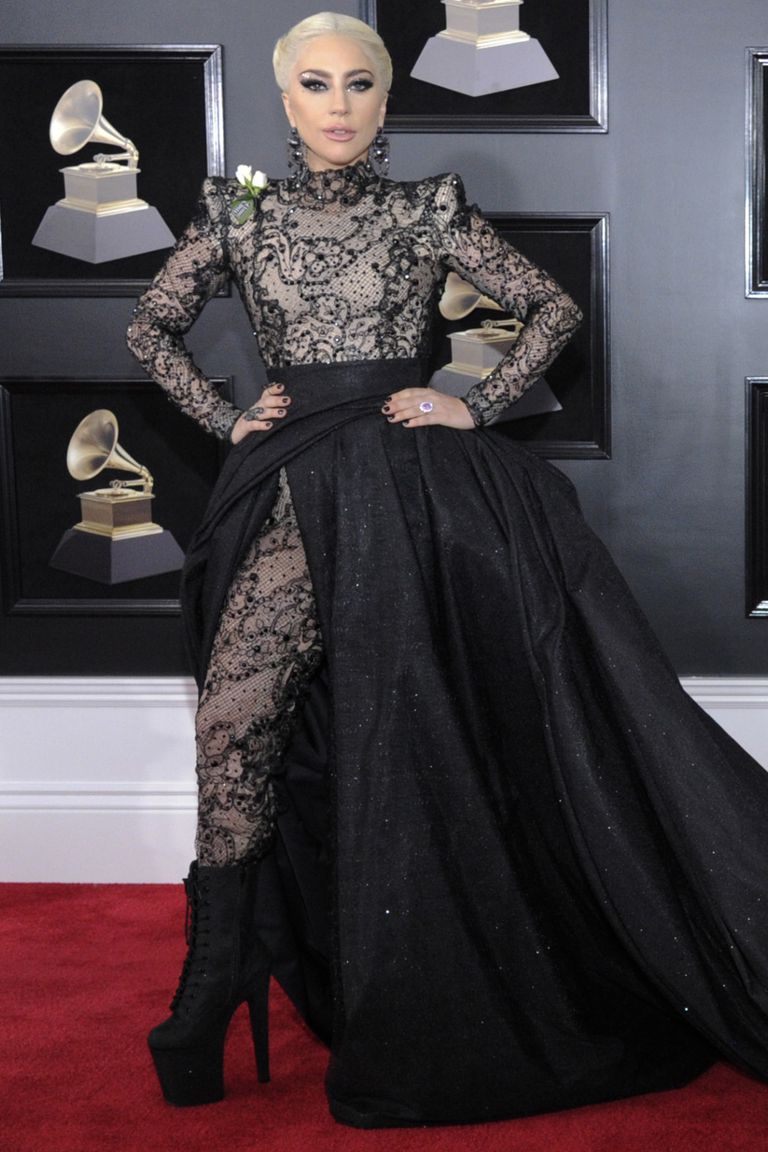 Tüm zamanların en ikonik Grammy elbiseleri