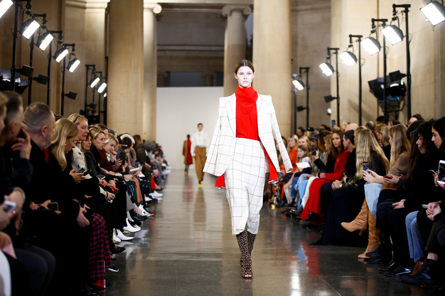 Victoria Beckham Sonbahar/Kış 2019 koleksiyonu