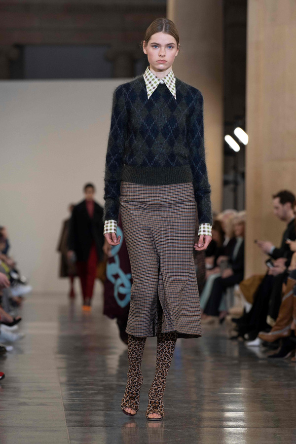 Victoria Beckham Sonbahar/Kış 2019 koleksiyonu