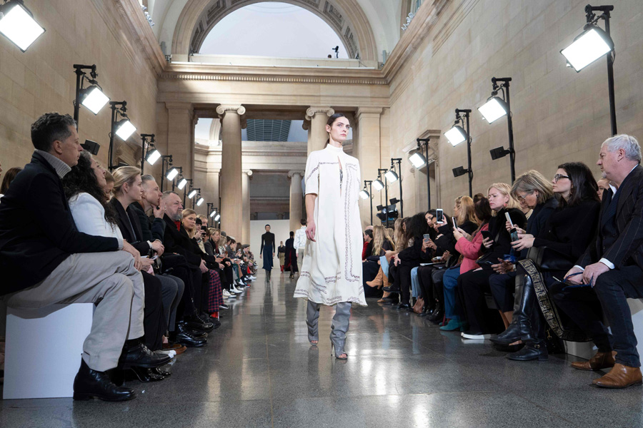 Victoria Beckham Sonbahar/Kış 2019 koleksiyonu