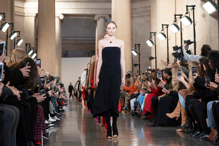 Victoria Beckham Sonbahar/Kış 2019 koleksiyonu