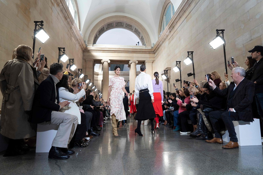 Victoria Beckham Sonbahar/Kış 2019 koleksiyonu