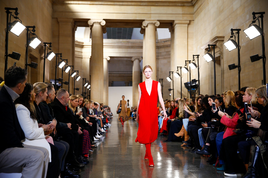 Victoria Beckham Sonbahar/Kış 2019 koleksiyonu