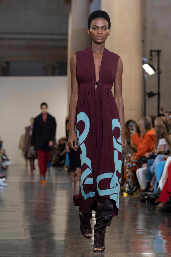 Victoria Beckham Sonbahar/Kış 2019 koleksiyonu