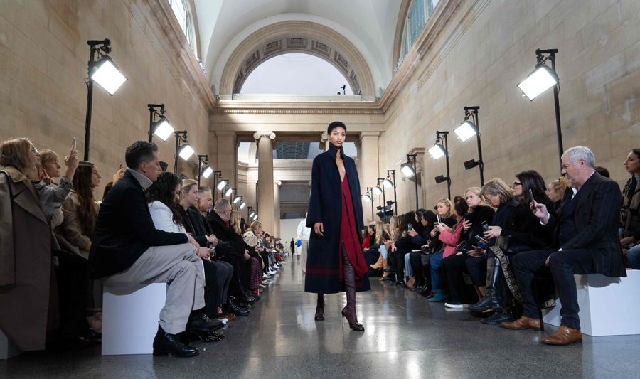 Victoria Beckham Sonbahar/Kış 2019 koleksiyonu