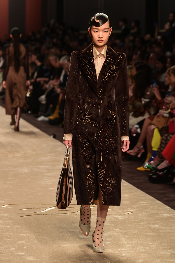 Fendi Sonbahar/Kış 2019 (Karl Lagerfeld'in son koleksiyonu)