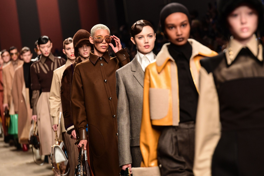 Fendi Sonbahar/Kış 2019 (Karl Lagerfeld'in son koleksiyonu)