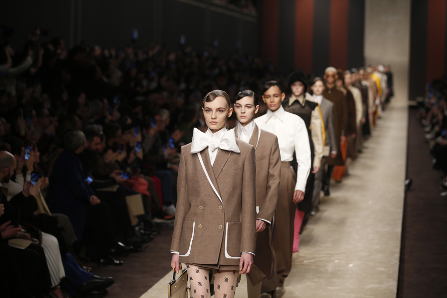 Fendi Sonbahar/Kış 2019 (Karl Lagerfeld'in son koleksiyonu)