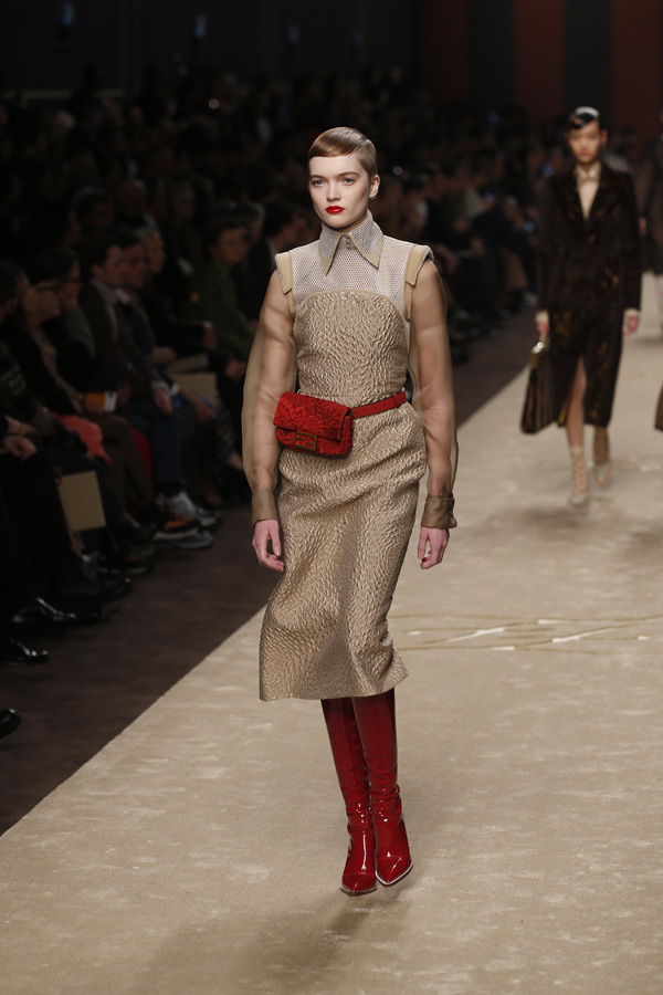 Fendi Sonbahar/Kış 2019 (Karl Lagerfeld'in son koleksiyonu)