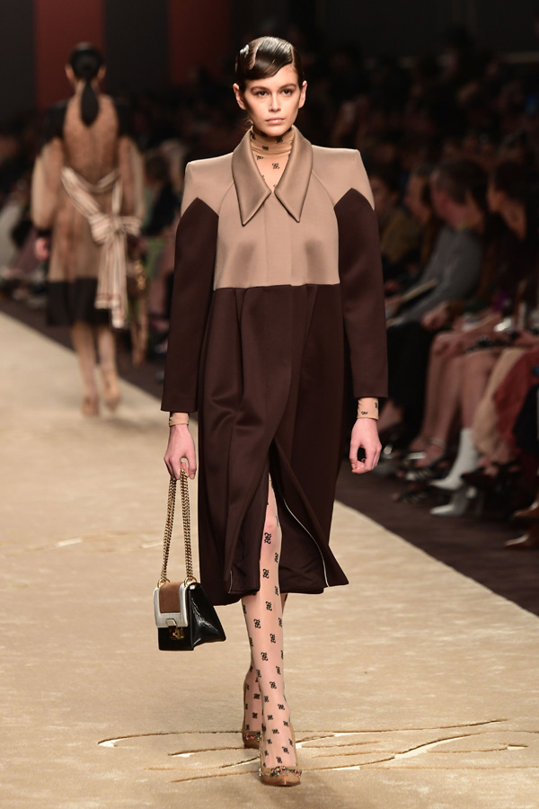 Fendi Sonbahar/Kış 2019 (Karl Lagerfeld'in son koleksiyonu)