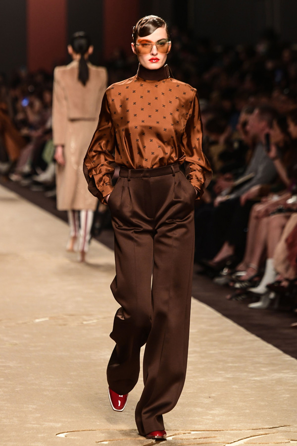 Fendi Sonbahar/Kış 2019 (Karl Lagerfeld'in son koleksiyonu)