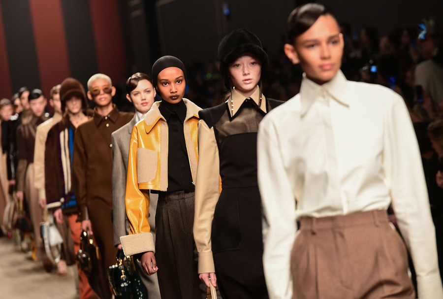 Fendi Sonbahar/Kış 2019 (Karl Lagerfeld'in son koleksiyonu)