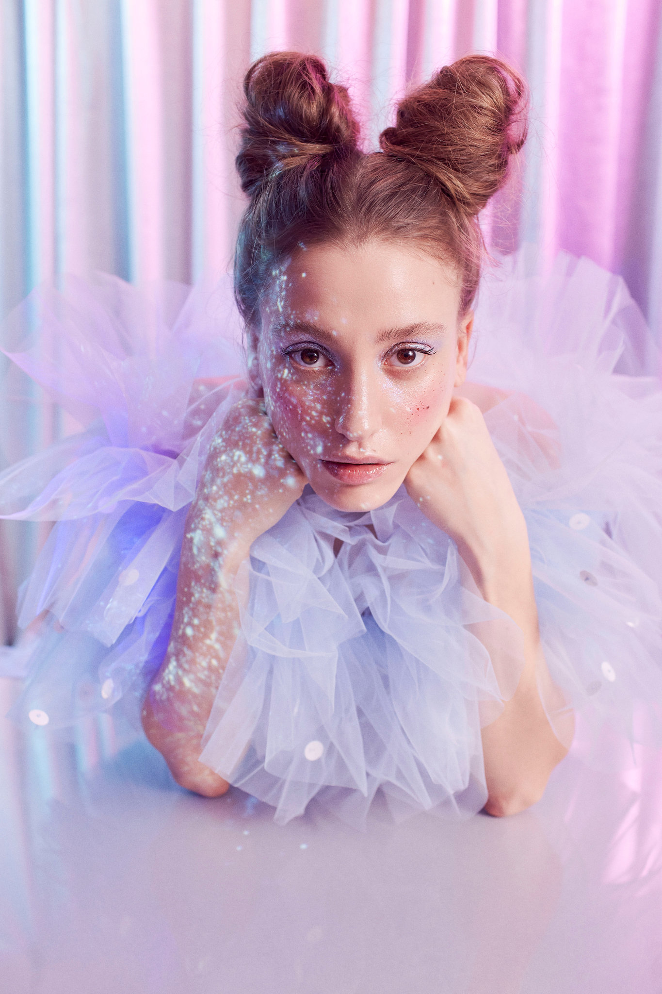 Serenay Sarıkaya, Alice'i anlatıyor