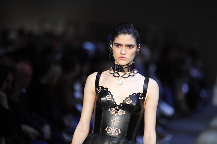 Alexander McQueen Sonbahar/Kış 2019 koleksiyonu