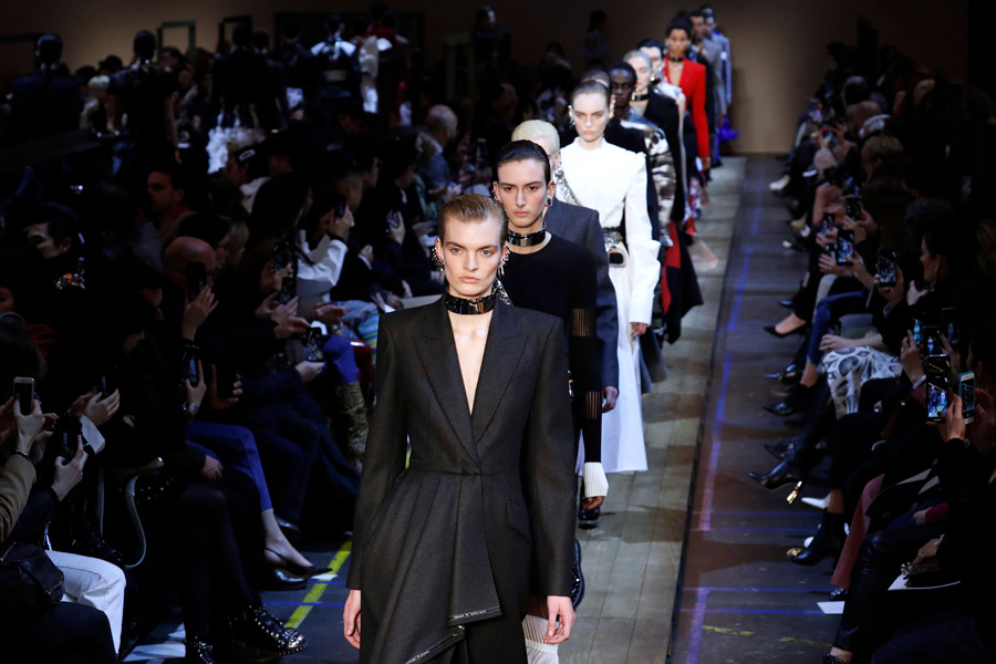 Alexander McQueen Sonbahar/Kış 2019 koleksiyonu