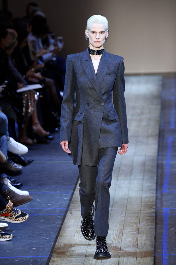 Alexander McQueen Sonbahar/Kış 2019 koleksiyonu