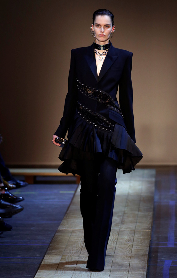 Alexander McQueen Sonbahar/Kış 2019 koleksiyonu