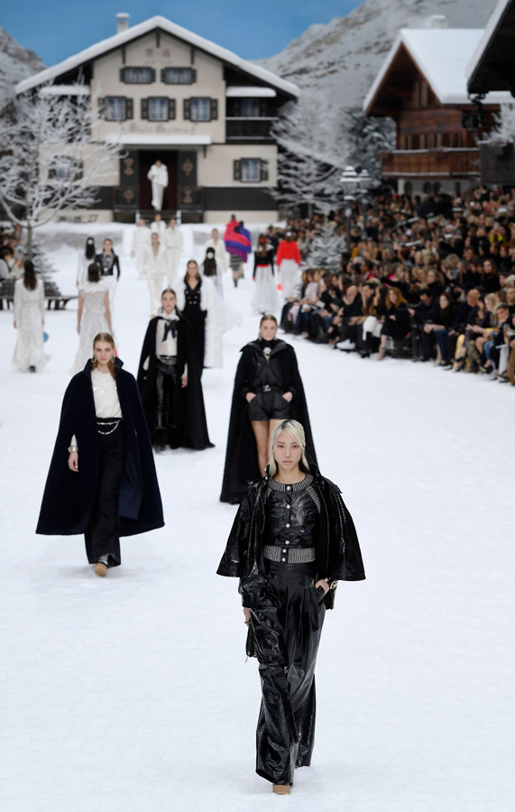 Karl Lagerfeld'in son Chanel koleksiyonu